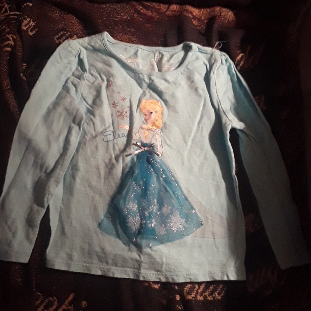 Girls long sleeved 3T shirt